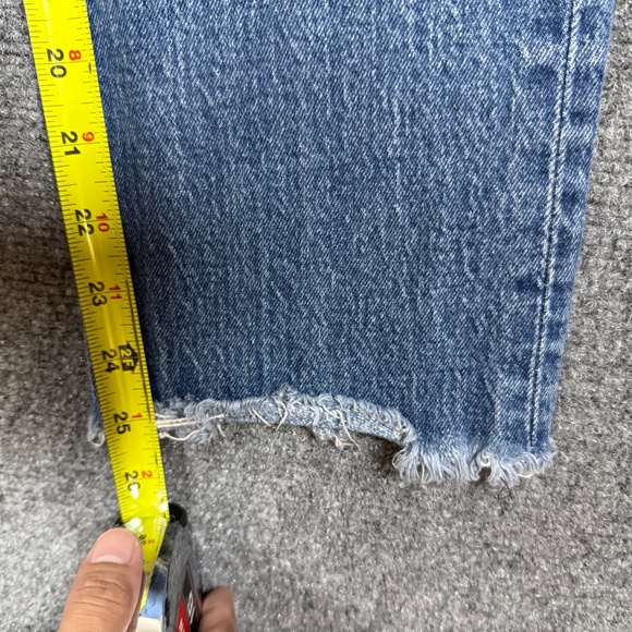 Levis Jeans Wedgie Straight Mid Wash Cut Off Womens Size 27x26 #1832 - Picture 8 of 11